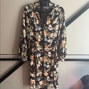 RW&CO. Black Floral Long Sleeve Dress w/ pockets - Medium